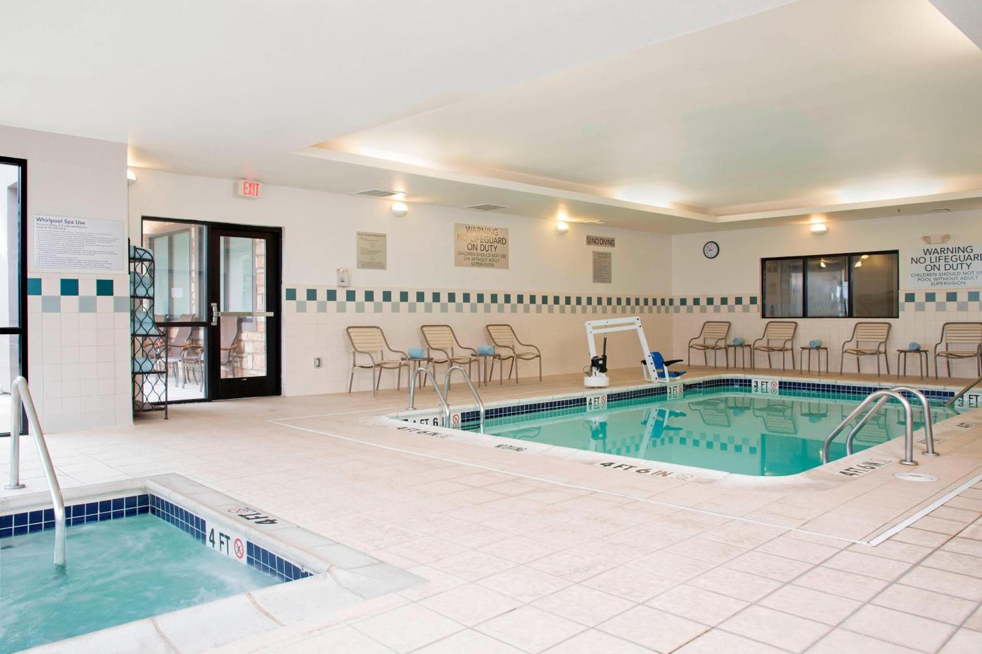Отель Courtyard By Marriott San Antonio North Stone Oak At Legacy Экстерьер фото